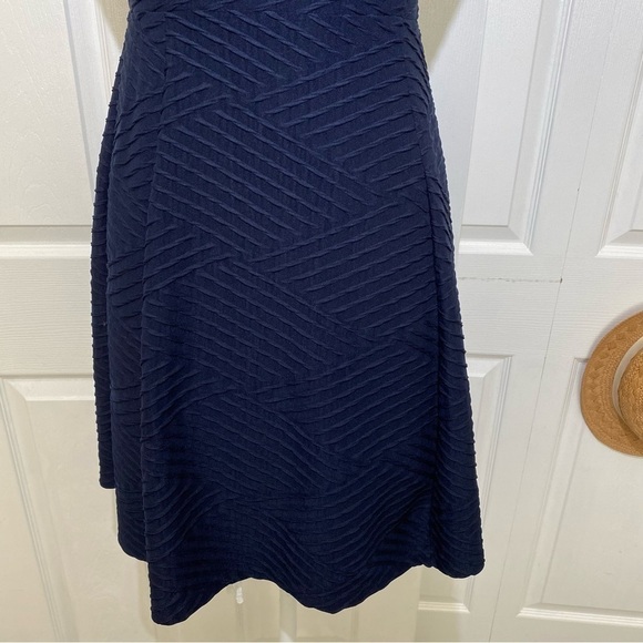 Enfocus Studio Navy Blue Strech Midi Dress Textured size 6 - Picture 7 of 12
